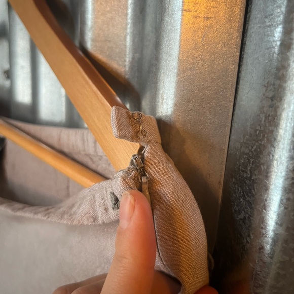 Eileen Fisher Italian Linen Pants - Picture 5 of 10